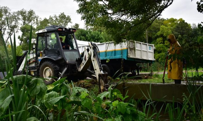 F. Varela – La municipalidad amplifica las acciones preventivas sobre la red pluvial del distrito